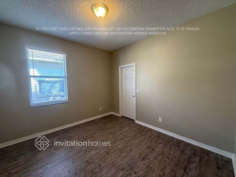 Building Photo - 643 Bridgeway Blvd