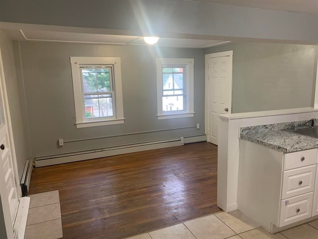 Building Photo - 12 Broad