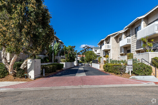 Entrance - La Jolla Village Park