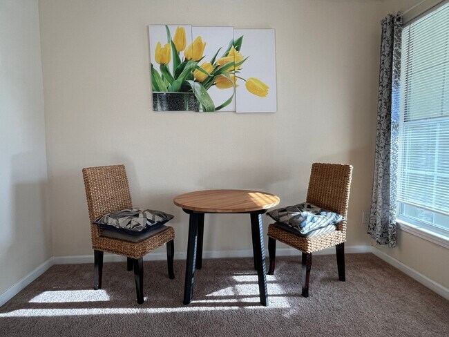 Building Photo - 8290 Gate Pky W