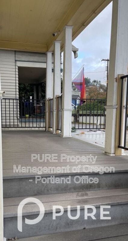 Building Photo - 22 S Meade St