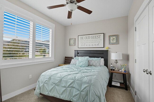 Building Photo - 6 bed; 3 bath single family home in Enoch