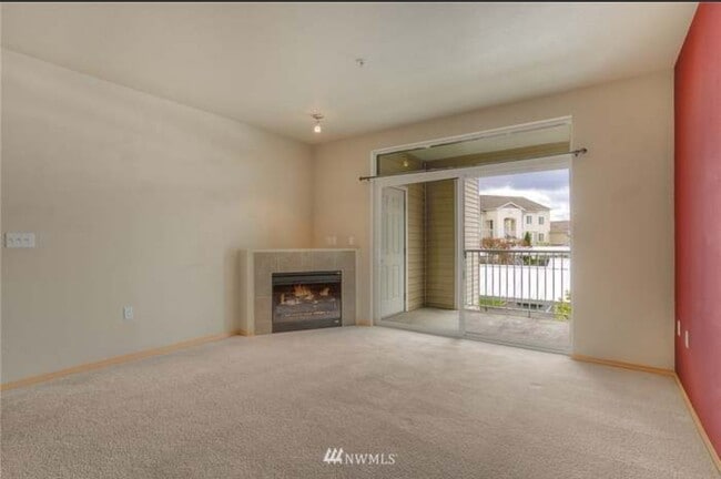 Building Photo - 10109 186th St E