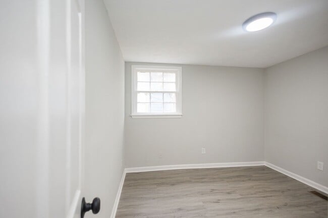 Building Photo - 2 Bedroom House for Rent in Macon, GA – THIS IS NOT A DUPLEX Near Mercer University | $900/mo