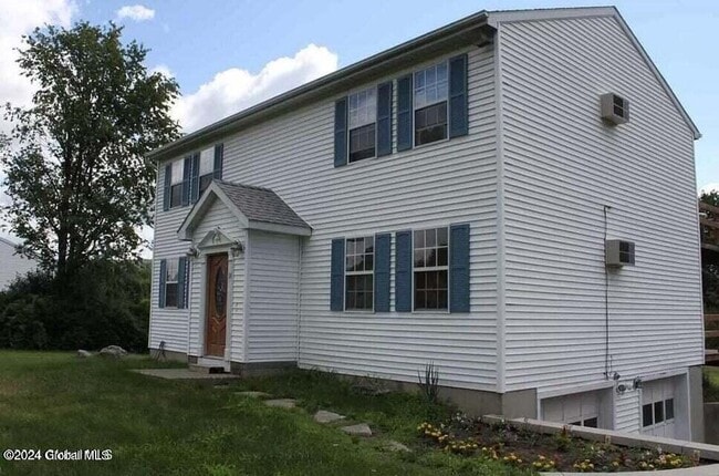 Building Photo - 24 Vosburgh Rd