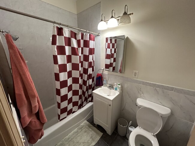 Bathroom - 250 S 13th St