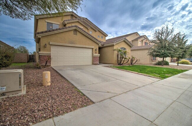 Building Photo - 5659 S 239th Dr