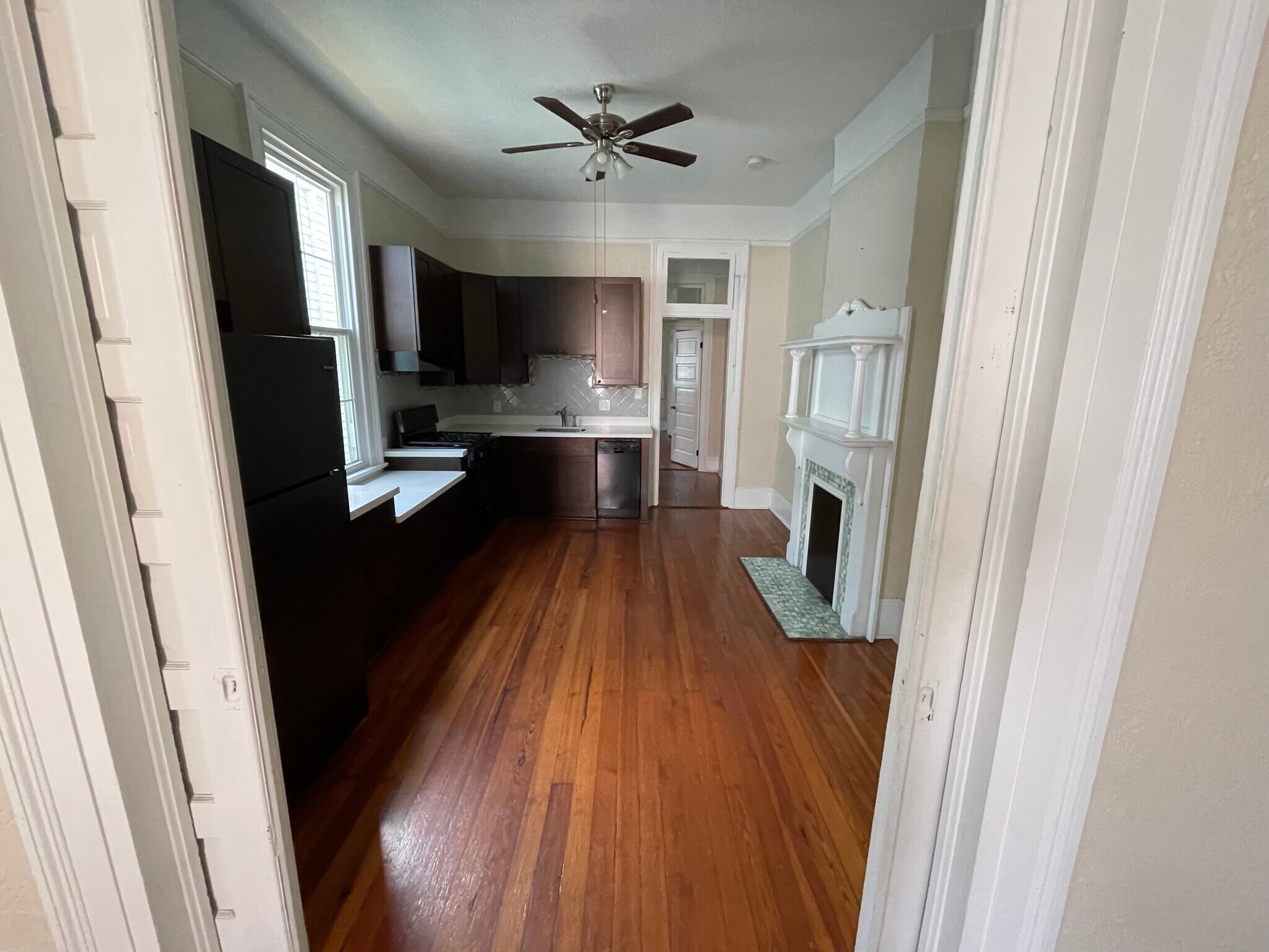 Kitchen - 2420 Jena St