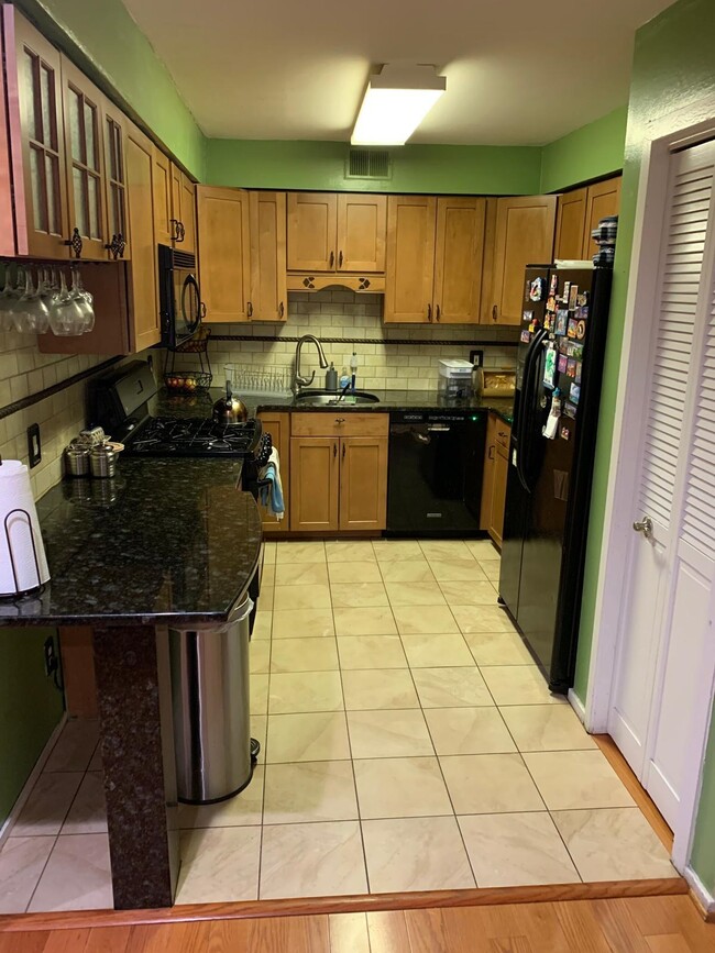Building Photo - 451 Dunlin Plaza
