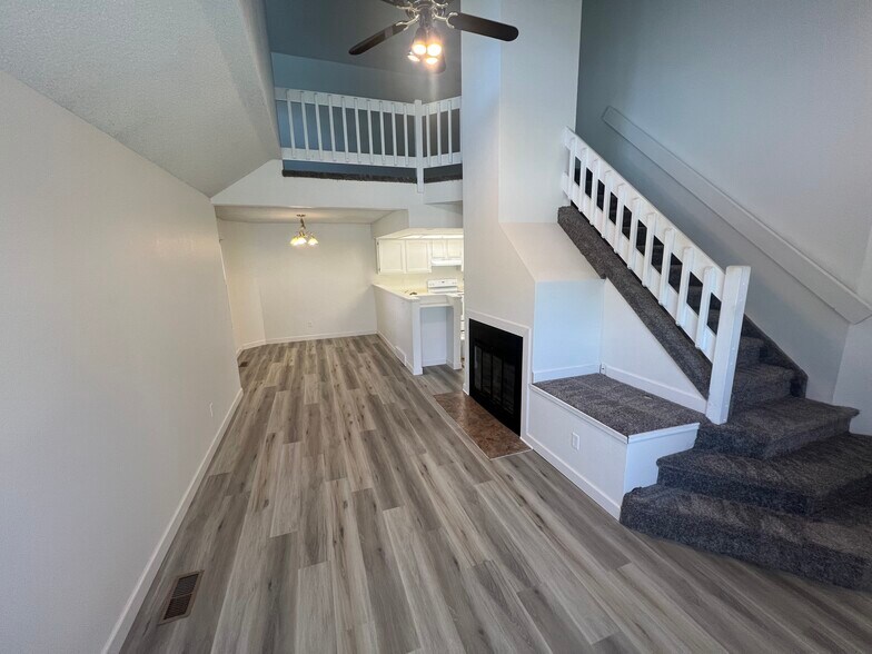 Building Photo - 7872 Brandy Cir