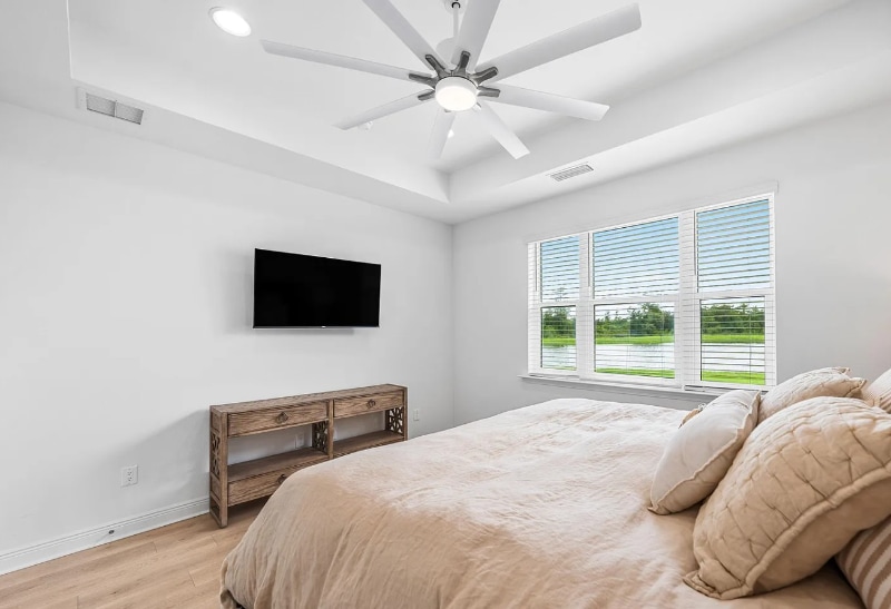 Building Photo - 8570 Island Breeze Ave