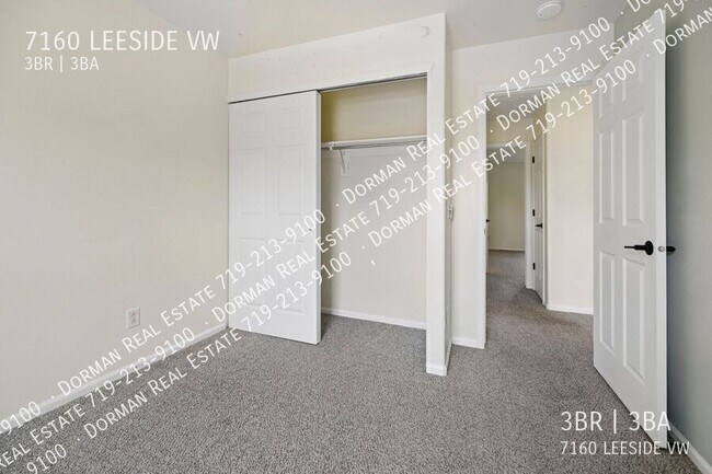 Building Photo - 7160 Leeside View