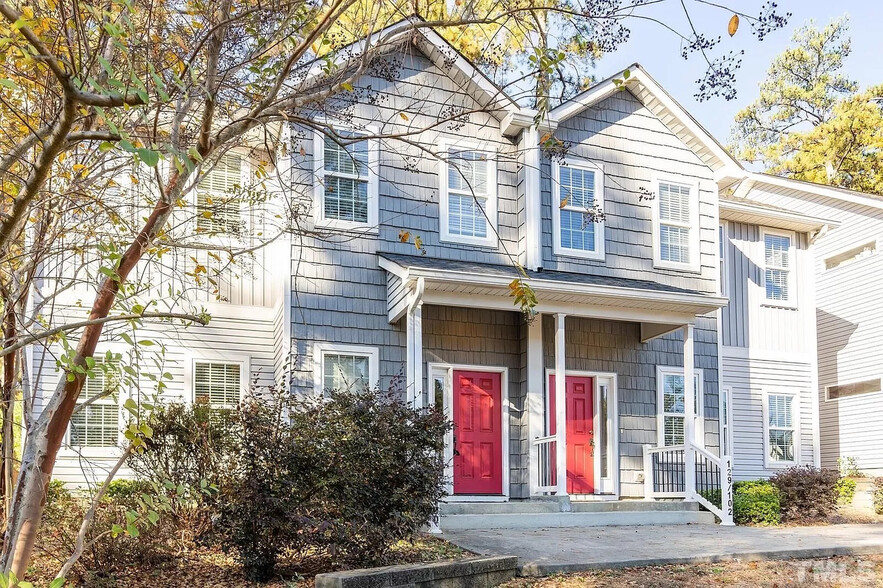 Primary Photo - Room in Duplex on Pineland Cir