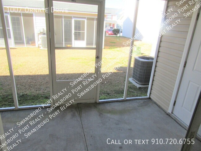 Building Photo - 1007 Ornate Dr