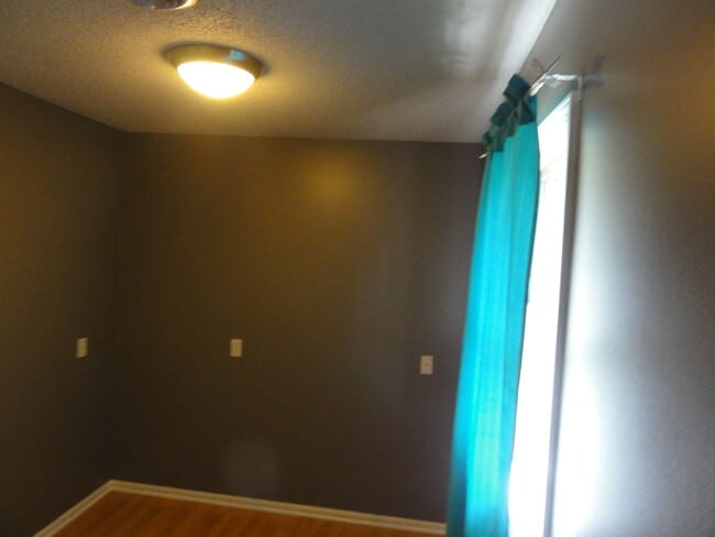 Building Photo - Beautiful Single Family Home, Great Location