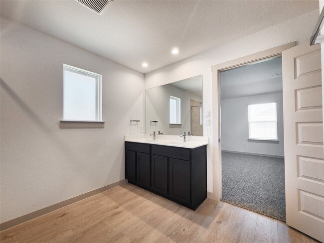Building Photo - 30010 Ousel Falls Ln