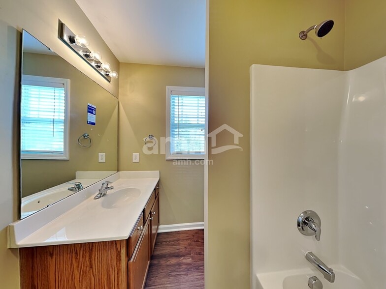 Building Photo - 32 Hocutt Farm Dr