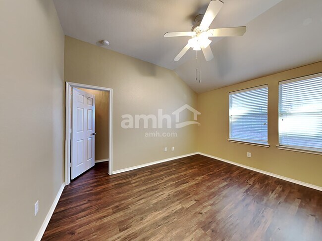 Building Photo - 2036 Hanakoa Falls Dr