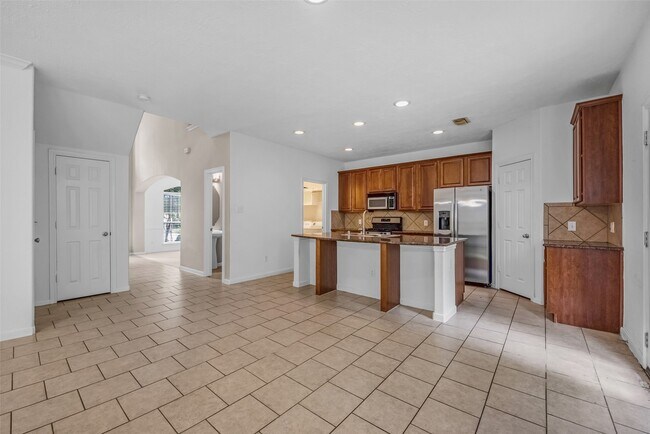 Building Photo - 75 N Spinning Wheel Cir
