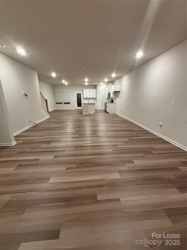 Building Photo - 414 Sagecroft Ln