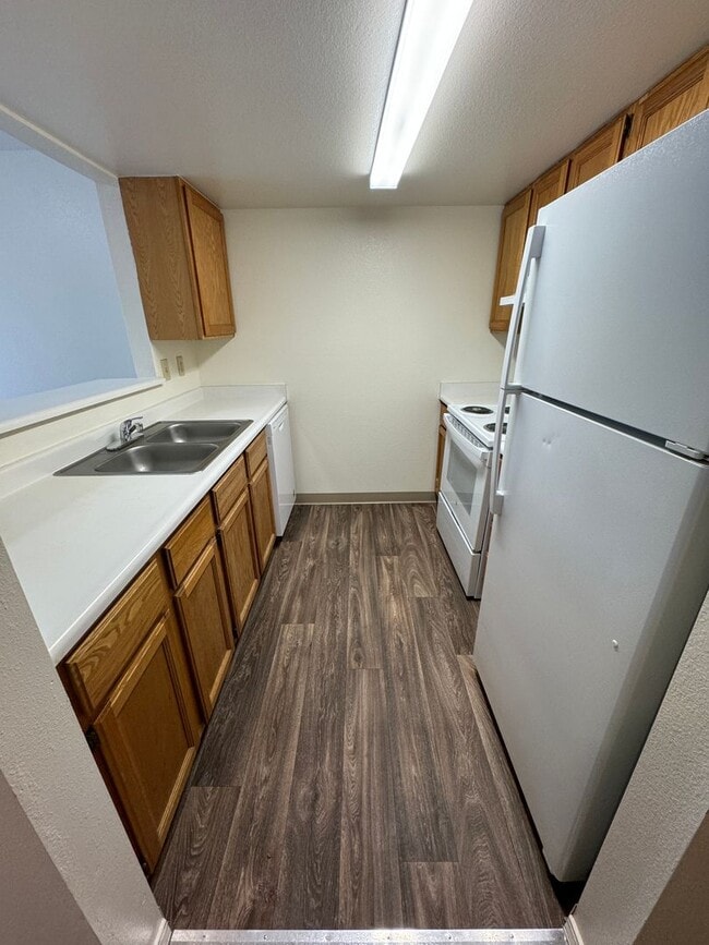 Building Photo - 10873 W Ustick Rd