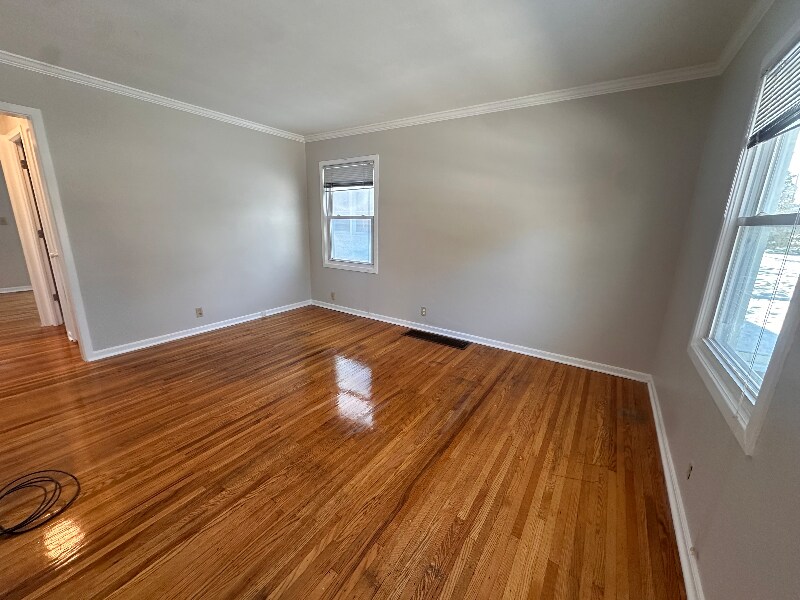 Building Photo - 241 Boston St