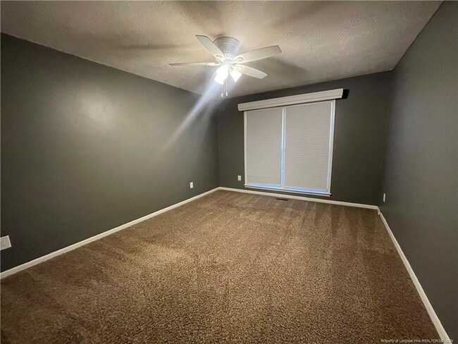 Building Photo - 5734 Waters Edge Dr