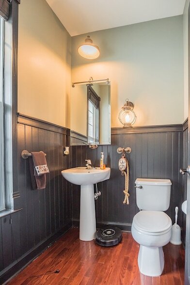 Building Photo - 216 Westbrook Dr