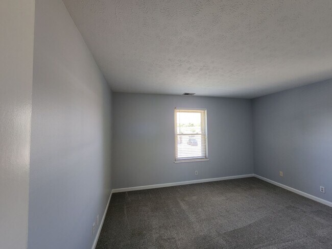 Building Photo - 2831GOOSECREEKRD