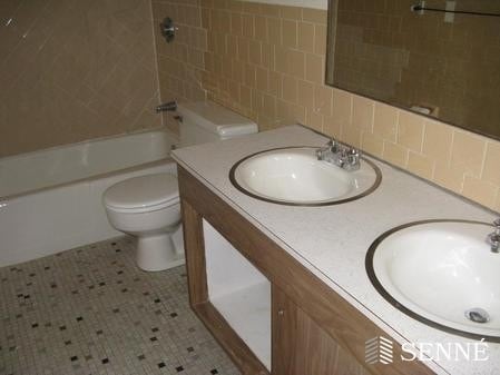 Building Photo - 9 Chauncy St