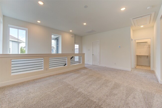 Building Photo - 7630 Meadow Mouse Ln