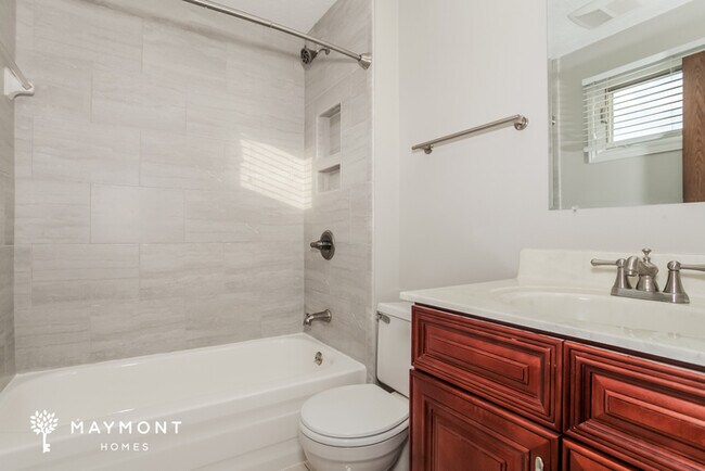 Building Photo - 3122 Edge Mar Dr