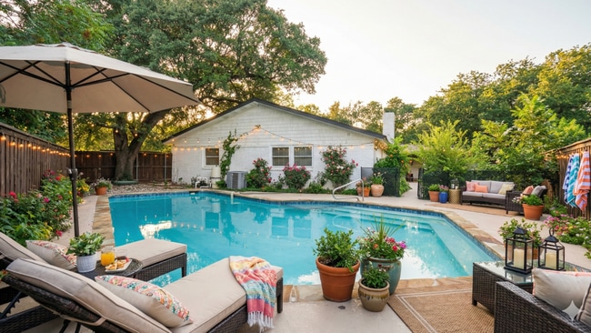 Building Photo - 3855 Crest Cove Cir