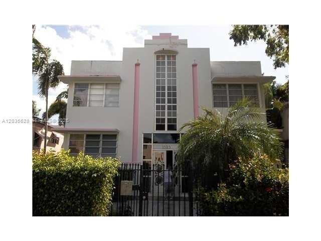 Building Photo - 1525 Meridian Ave