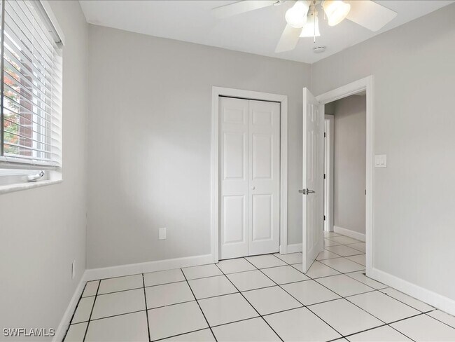 Building Photo - 1320 Barbizon Ln