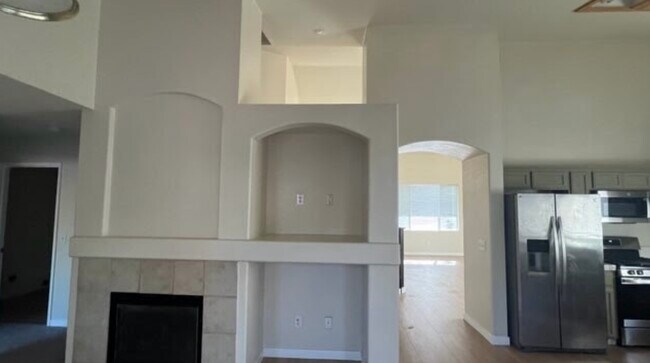 Building Photo - 1465 Venice Cir