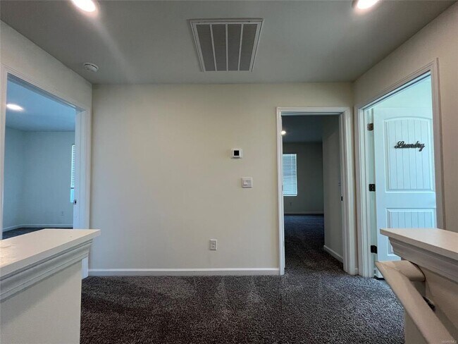 Building Photo - 3336 Meriwether Dr