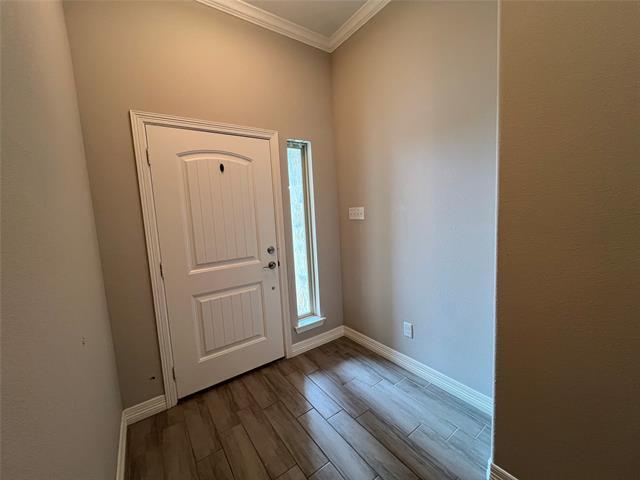 Building Photo - 148 Frank St