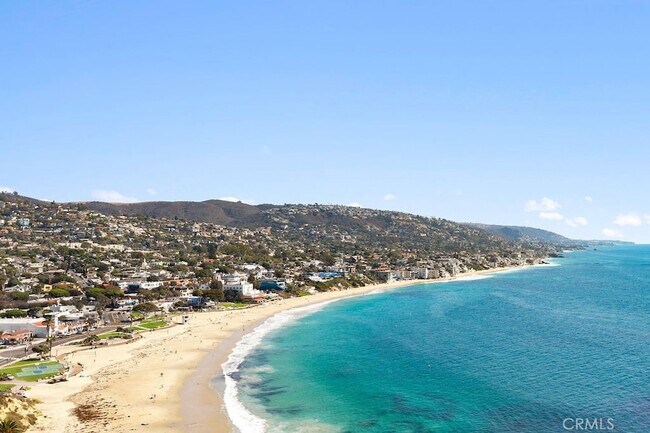 Building Photo - 376 Cliff Dr