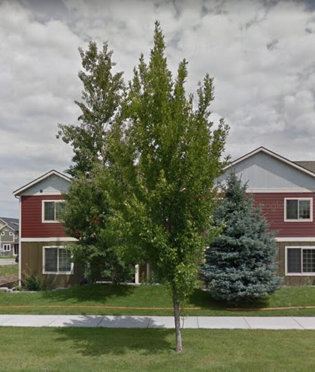 Building Photo - MOVE IN TODAY Beautiful 3 Bedroom 2 Bathroom Condo