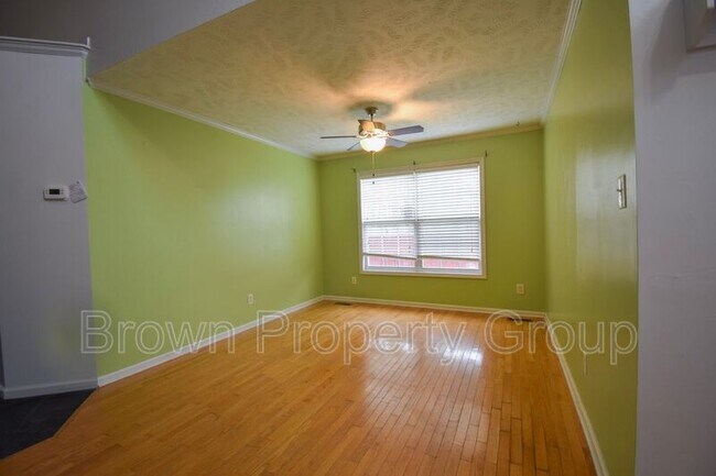 Building Photo - 112 Camrose Ct