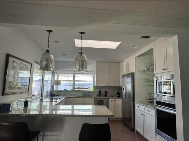 Building Photo - 954 Marlin Cir