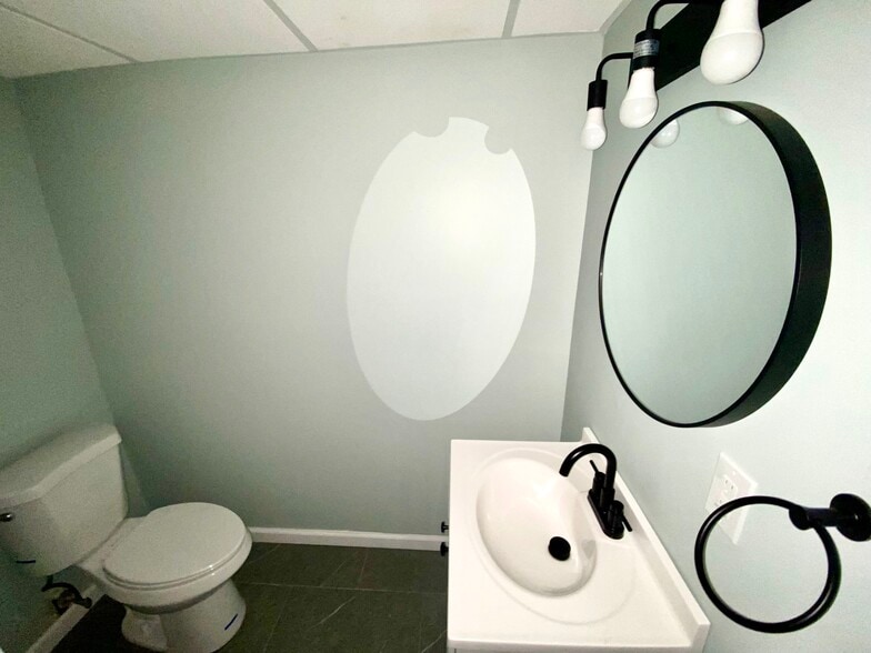 Building Photo - 1 Burlington Rd