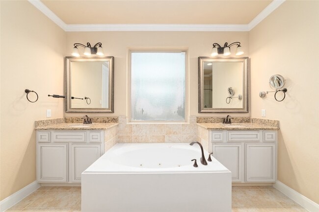 Building Photo - 5618 Little Creek Ct