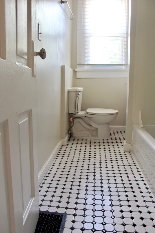 Bathroom 2nd floor - 88 W Maynard Ave