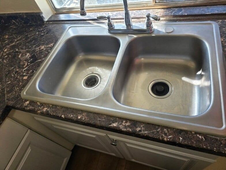 Building Photo - 8778 Lomita Dr