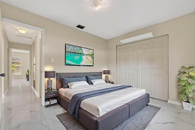 Building Photo - 10659 Windsor Ct