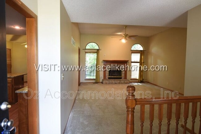 Building Photo - 15306 Riley St