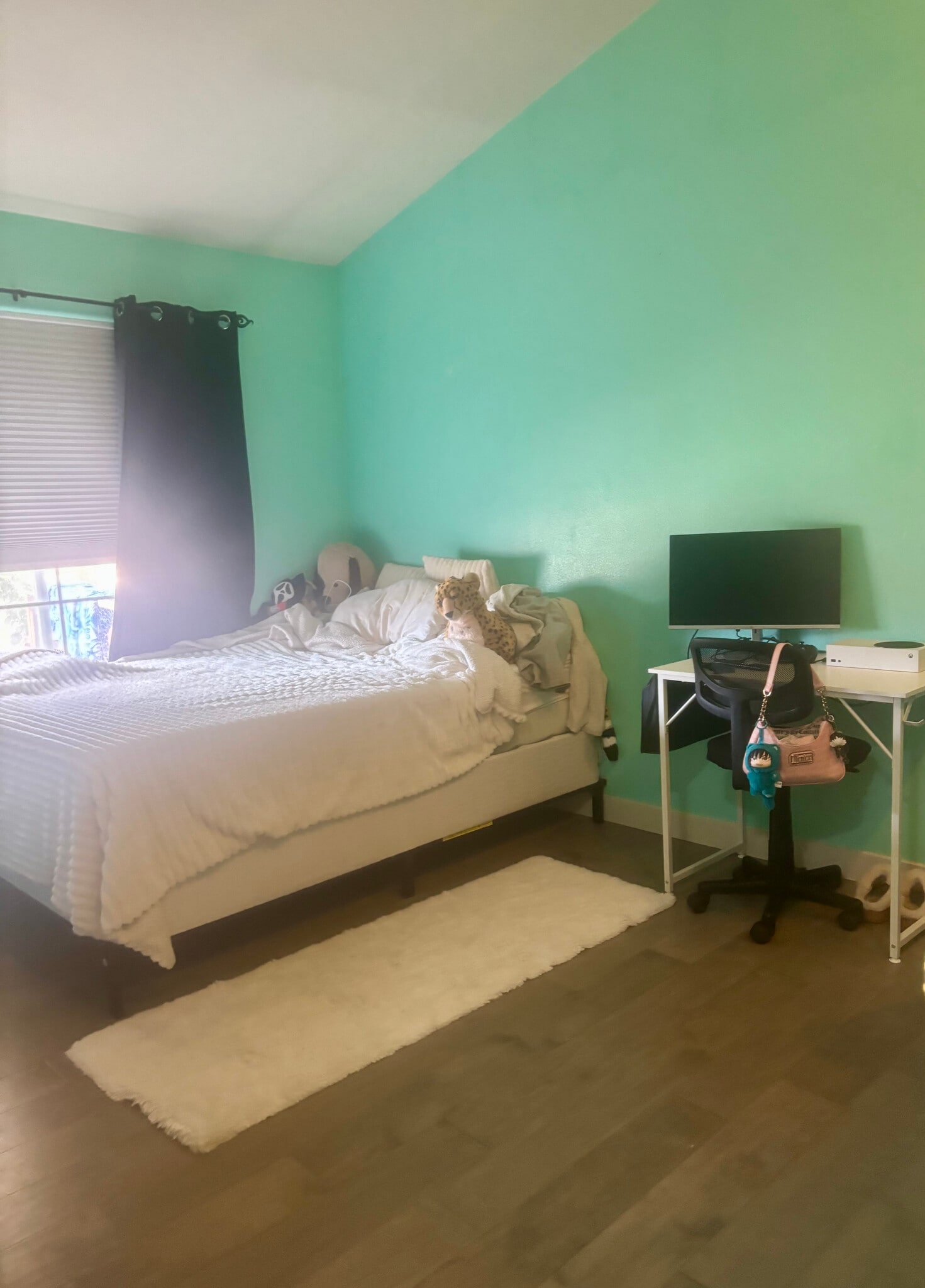 bedroom 2 - 2574 Silver Oak Ct