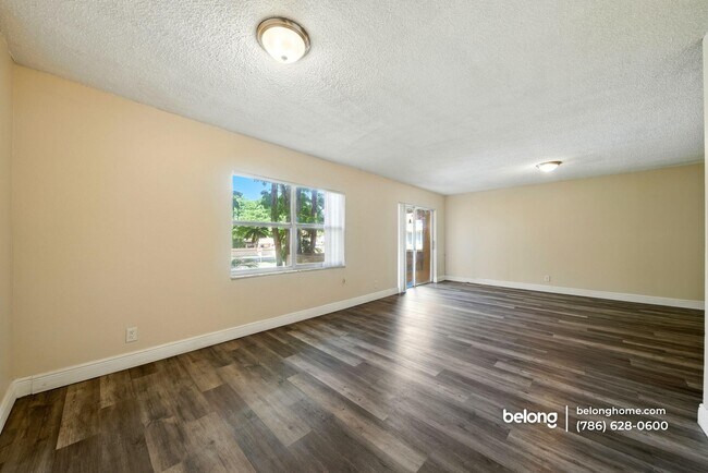 Building Photo - 17901 NW 68th Ave